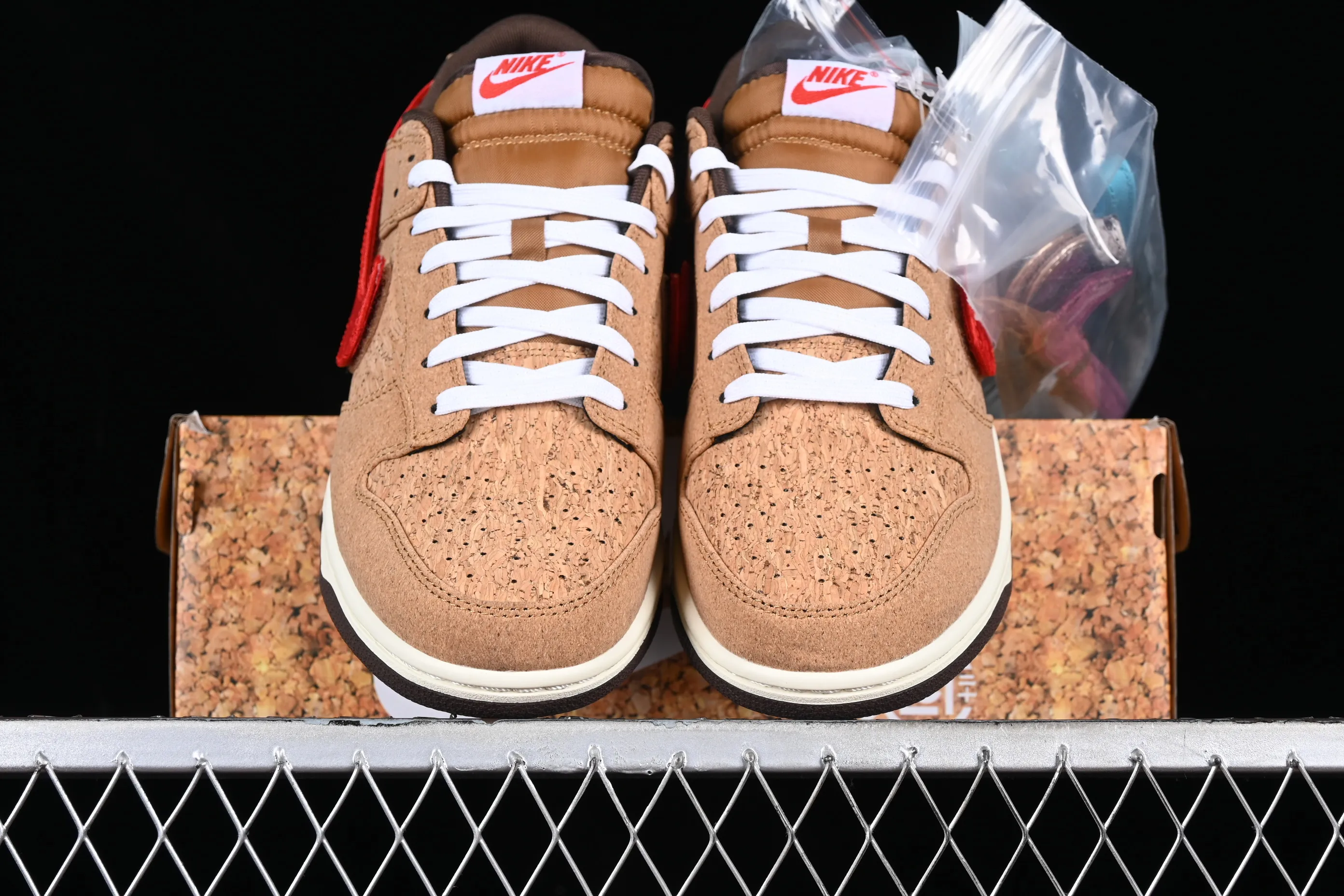 All categories Nk SB Dunk series Nk SB Dunk Low low-top sneakers C version Clot x Nk Dunk SB Low "Cork" cork joint model SB low-top casual sneakers FN0317-121
